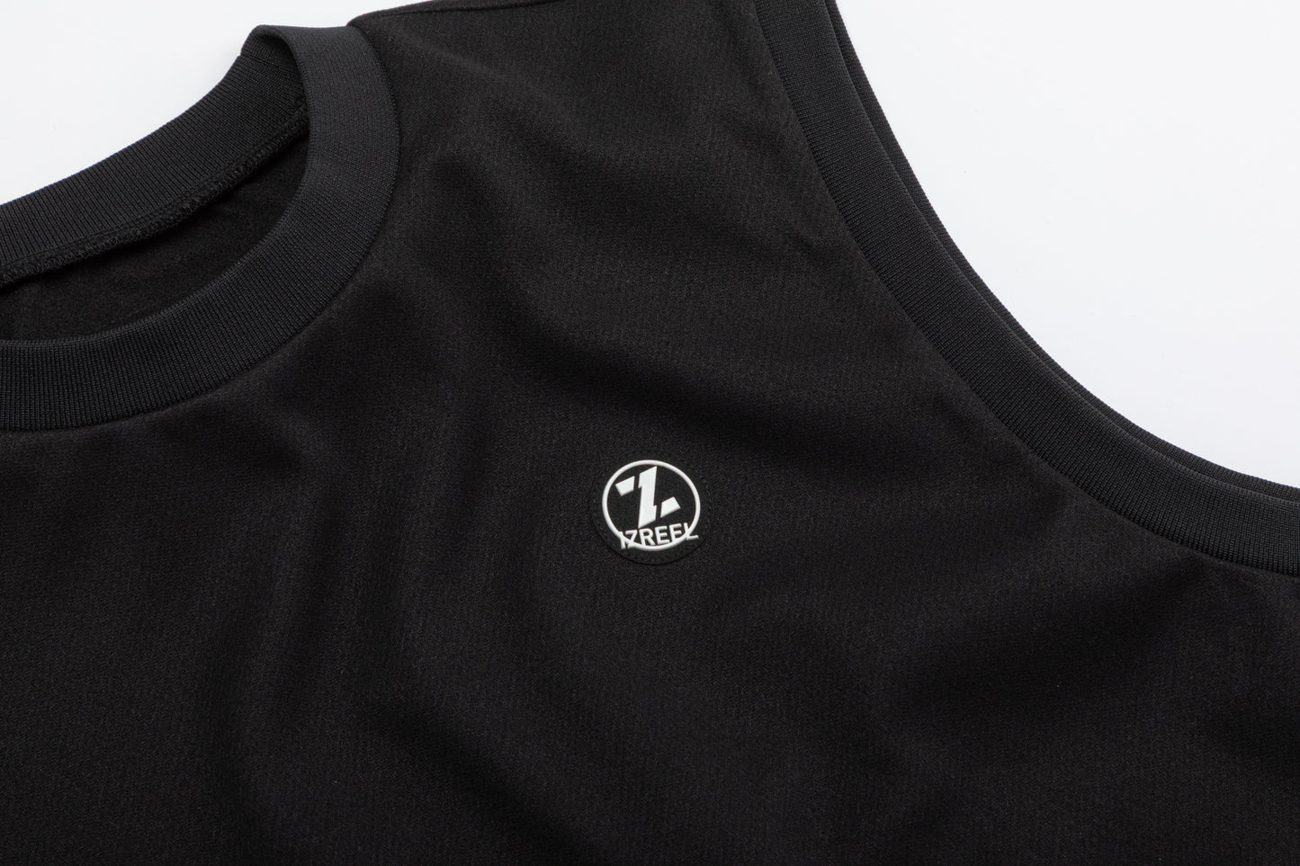 IZREEL/ウールライクVE