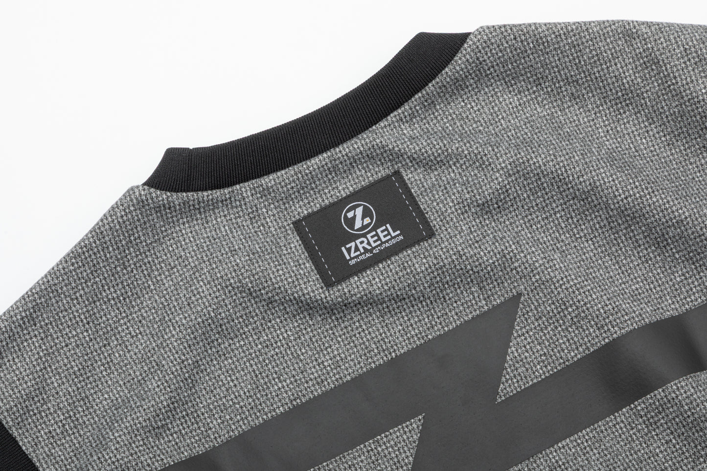 IZREEL/ウールライクVE