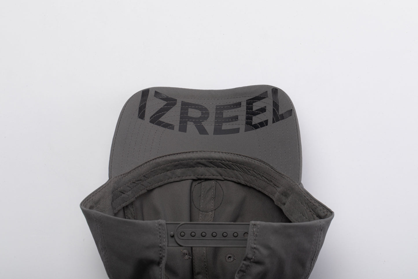 IZREEL/IZカーブCAP